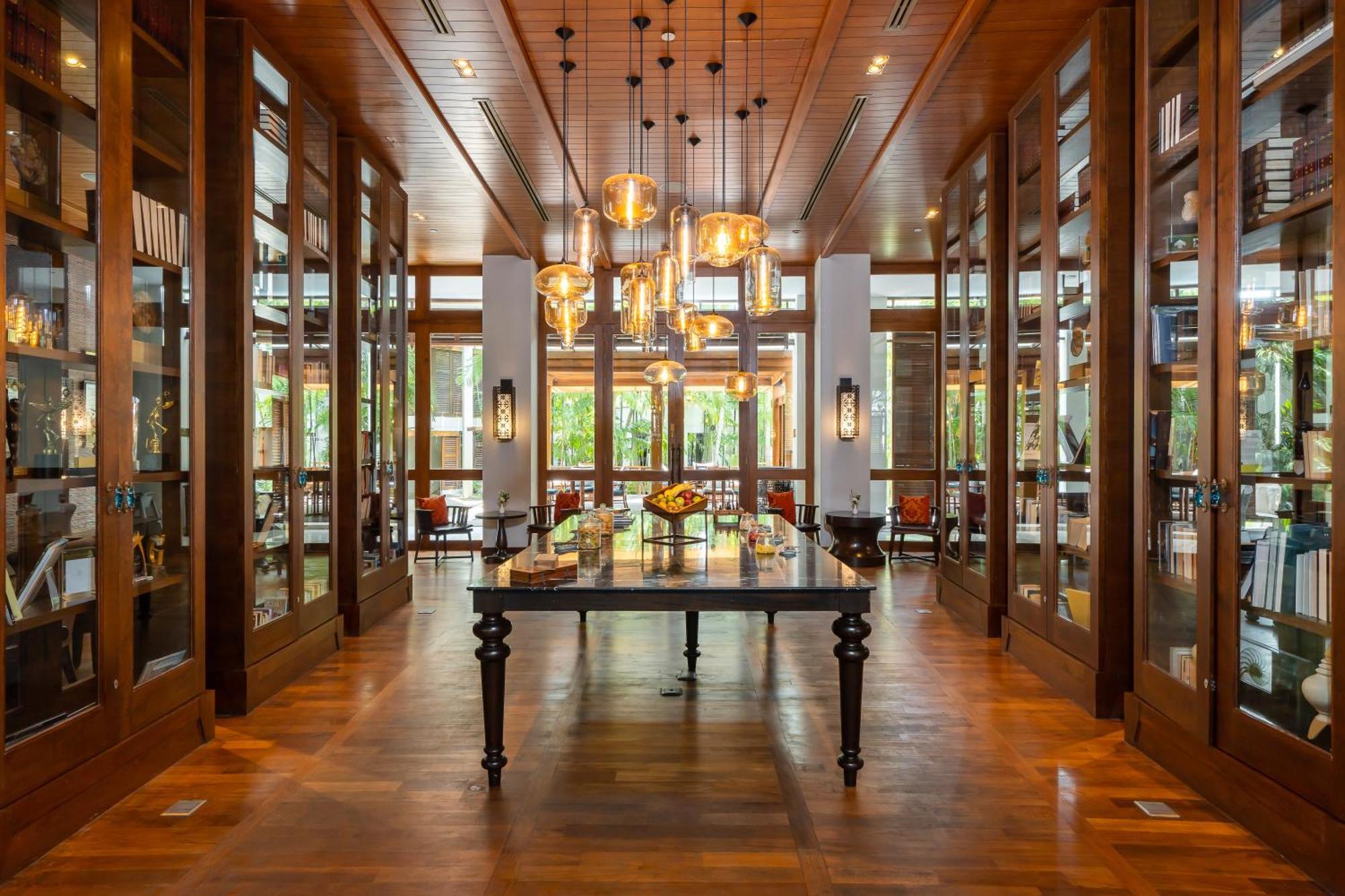 Intercontinental By Ihg