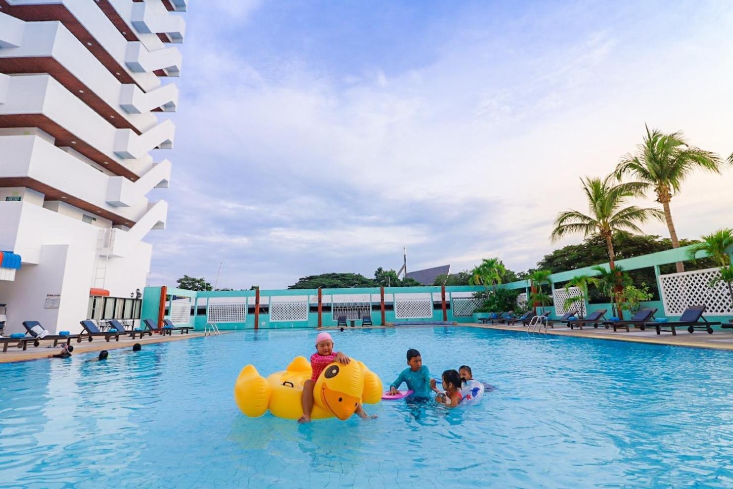 Grand And Plaza - Sha Extra Hotel 3*