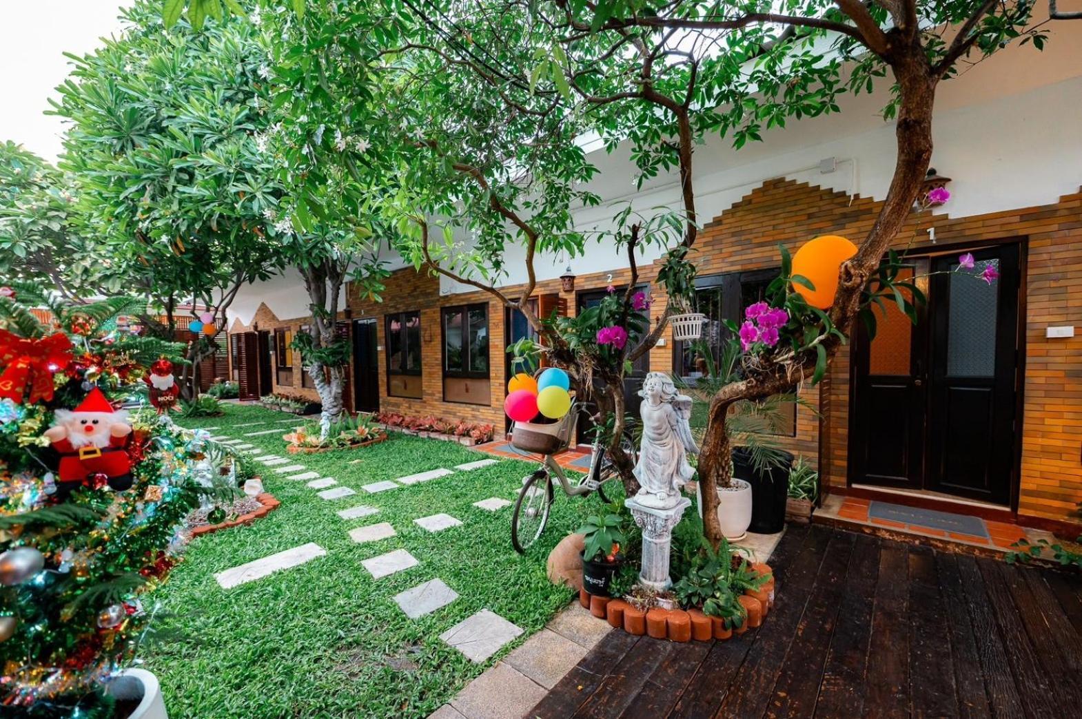 Hotel Amit 51