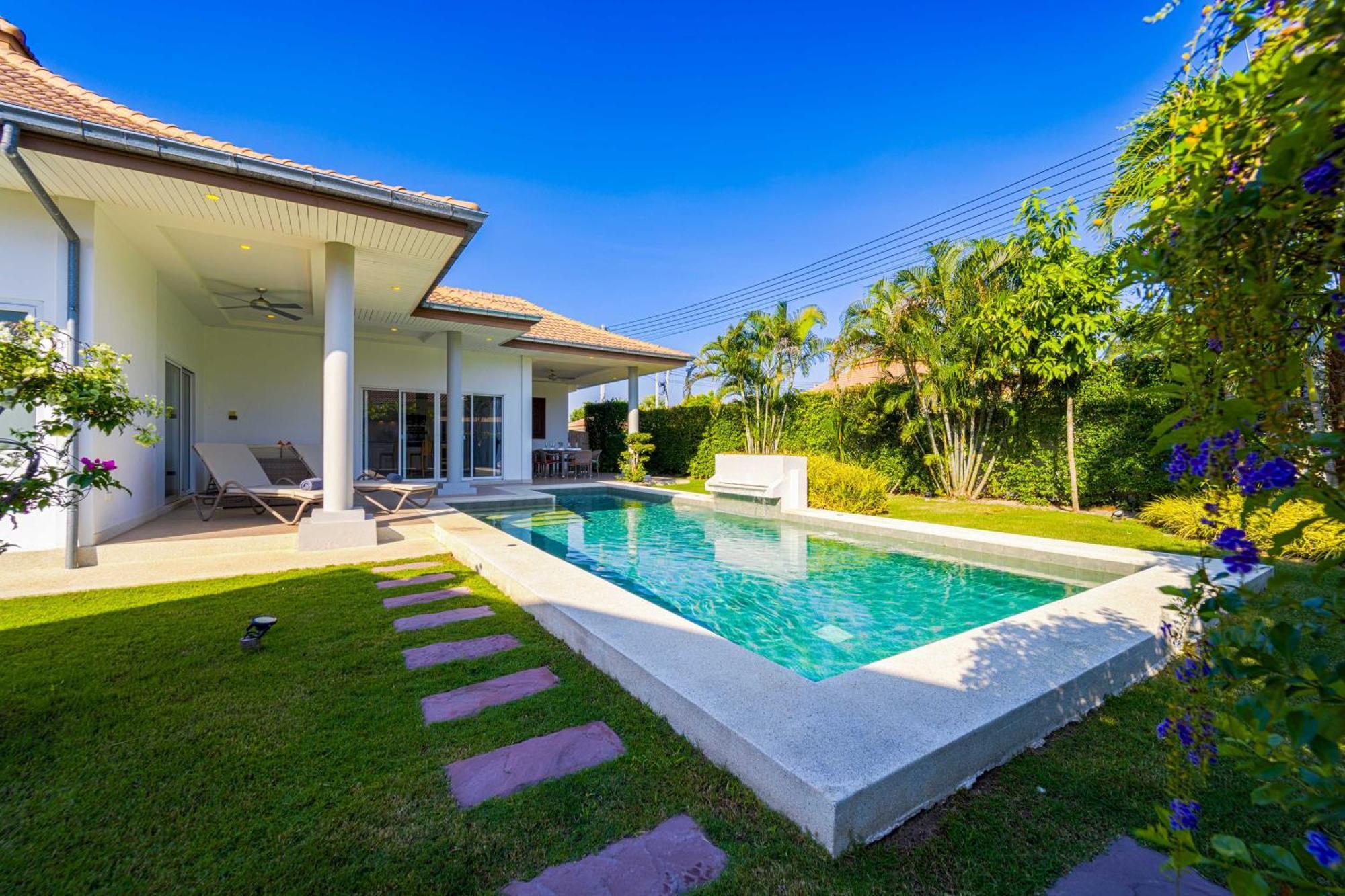4 Bedroom Private Pool - Mr51 *