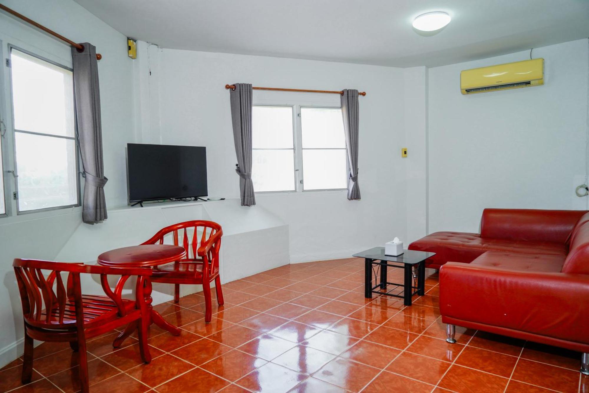 Resort Luna Hut Hua Hin