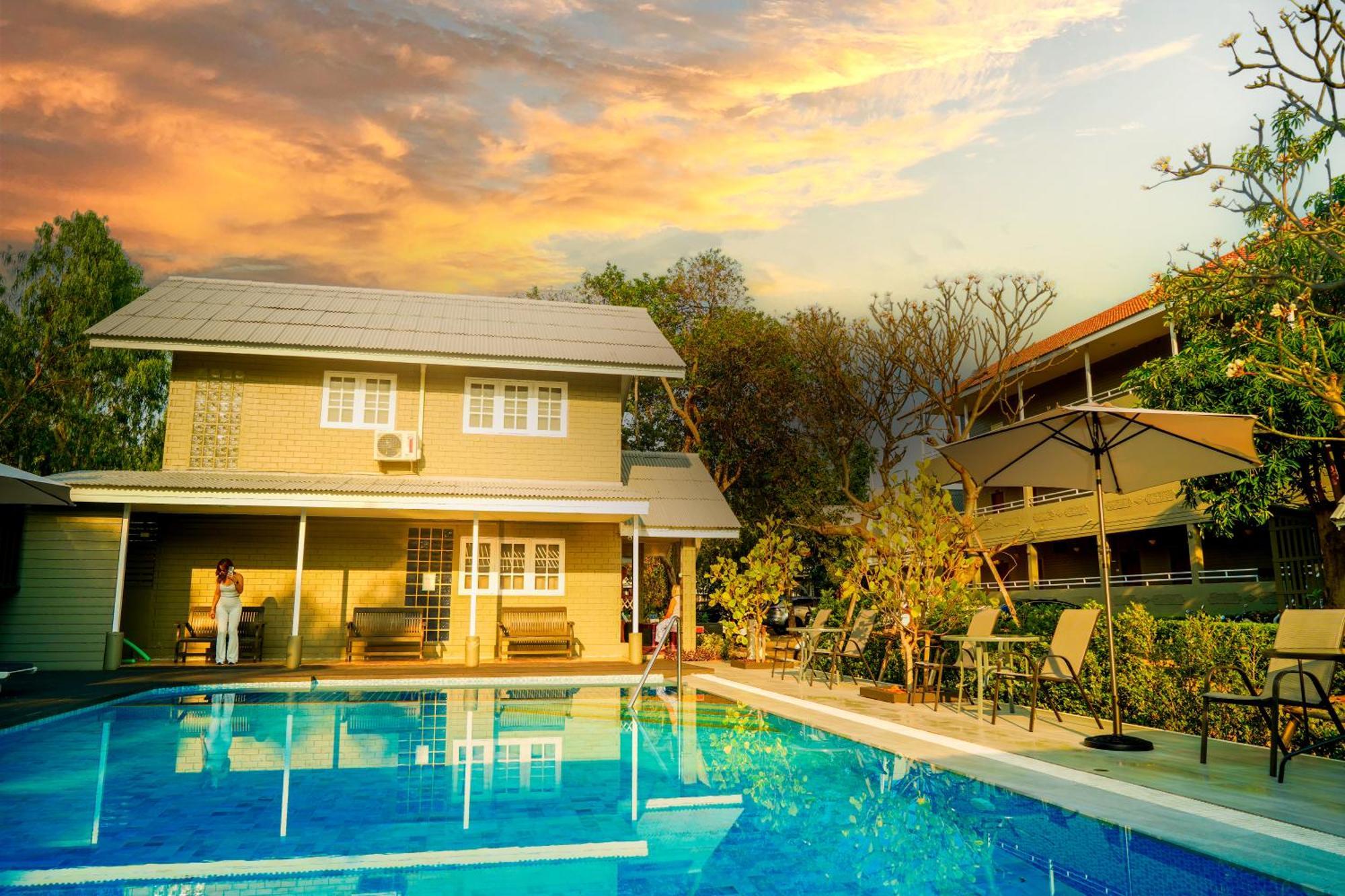 Resort Luna Hut 3*