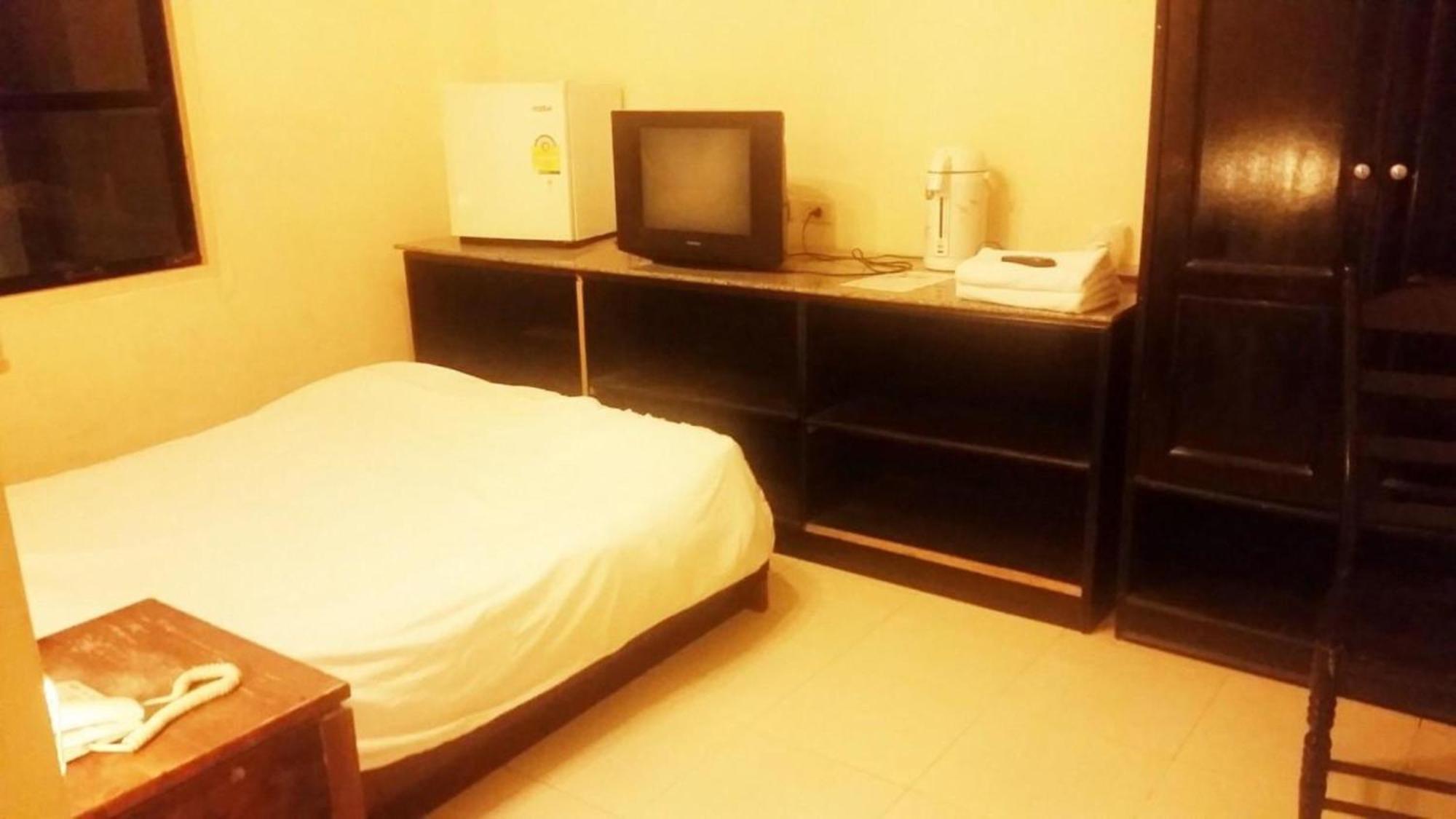 Highway Hotel Hotel Hua Hin