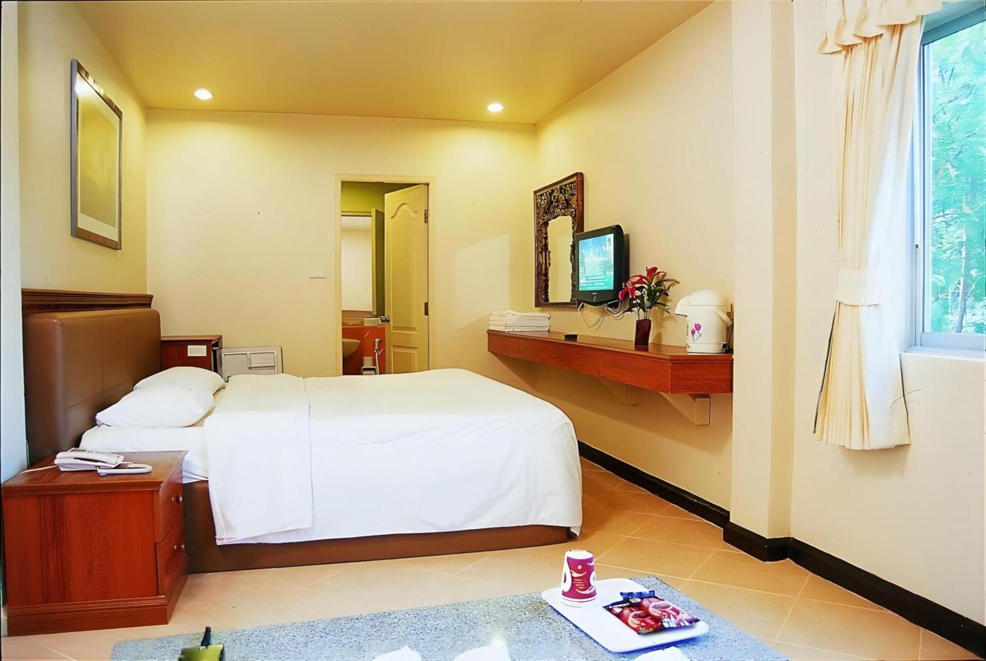 Hotel Highway Hotel Hua Hin