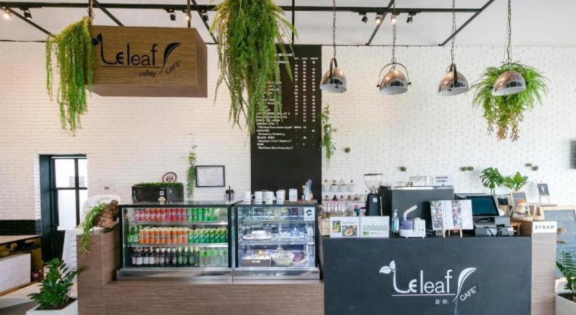 Capital O 1009 Leleaf Valley Pool Hotel 3*