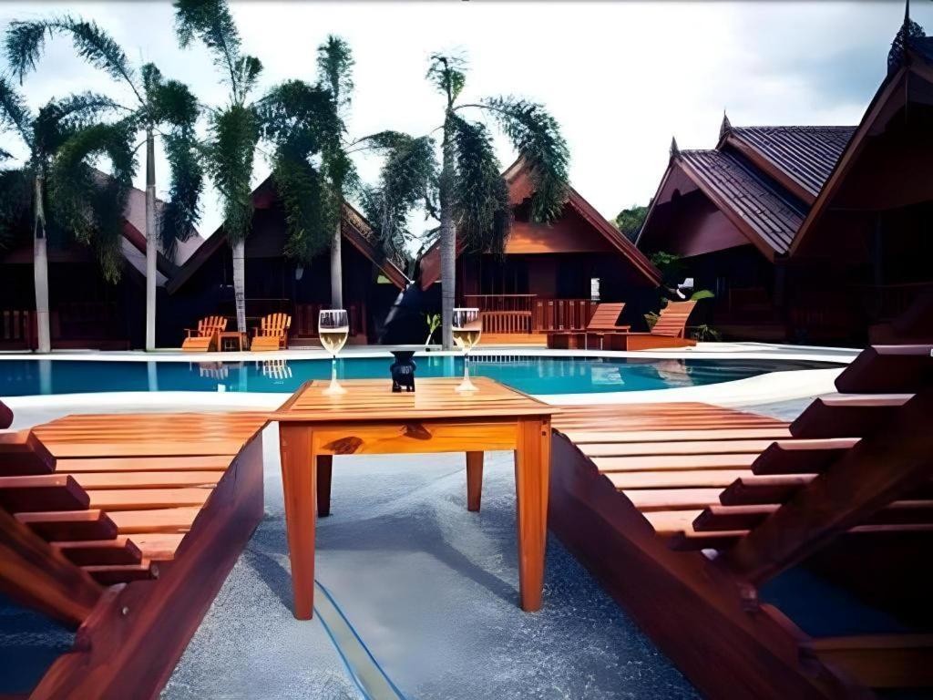 Srisawat Resort 3*