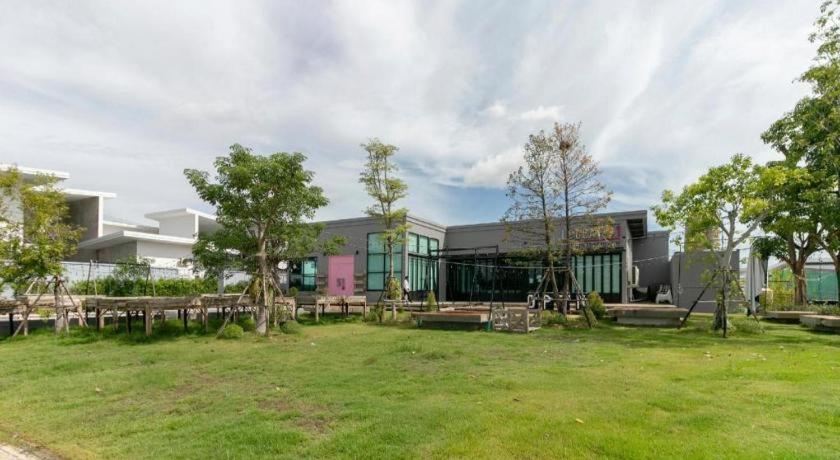 Capital O 1009 Leleaf Valley Pool Hotel Hua Hin