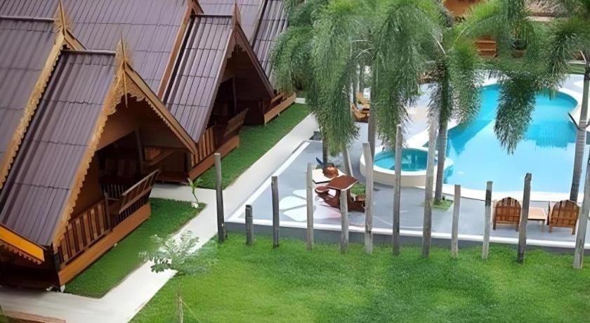 Srisawat Resort 3*