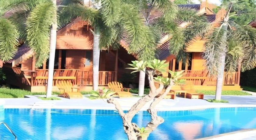 Resort Srisawat 3*