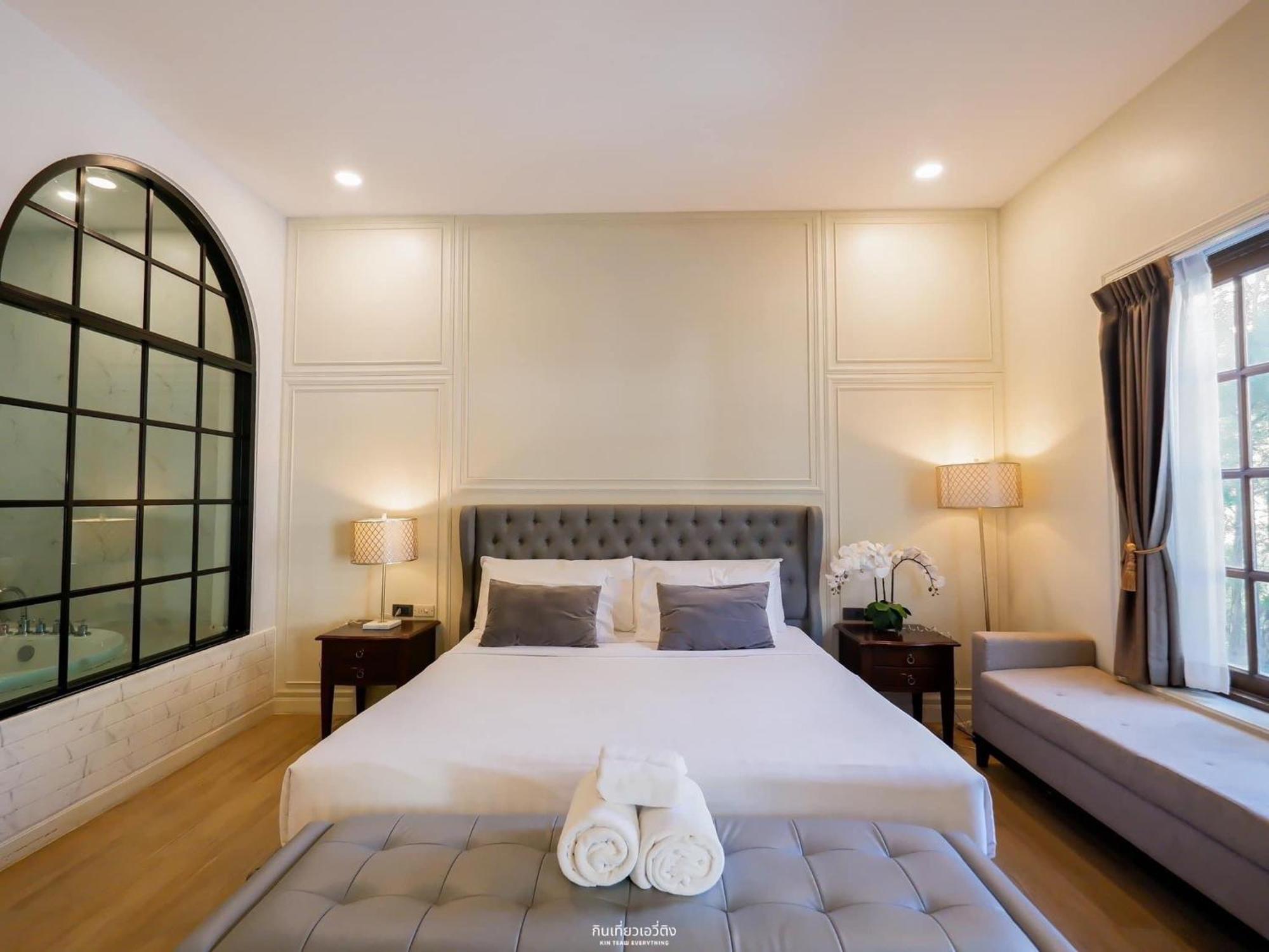 Seville Hua Hin