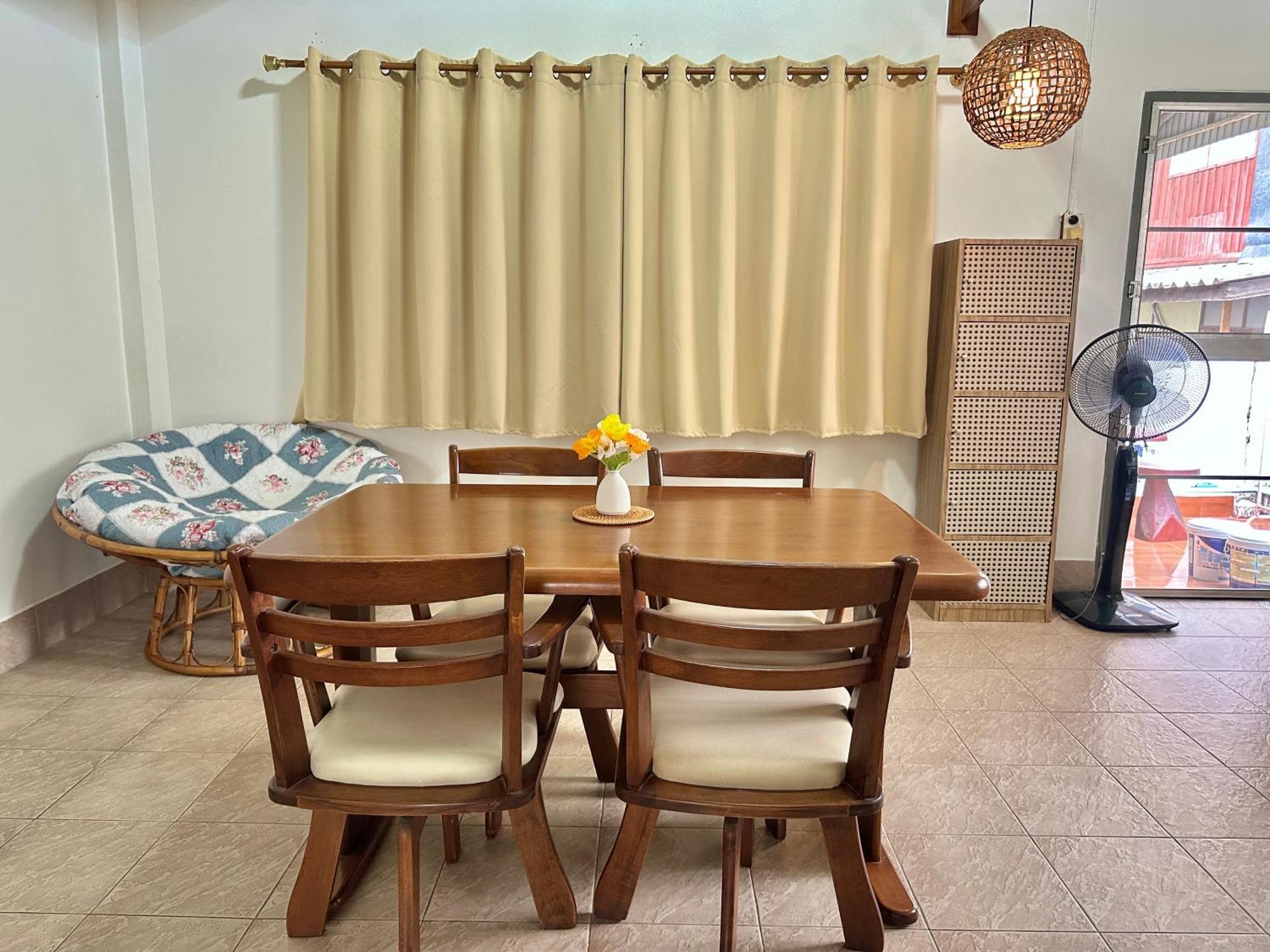2-bearoom House In The Center Hua Hin