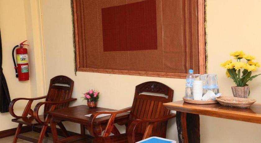 Hotel Baan Taklom Chomtalay Hua Hin