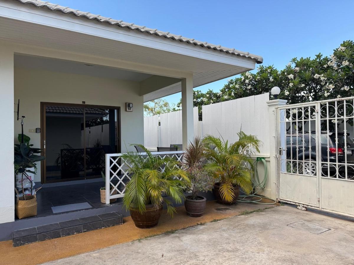 Apartment Tropical 2 Bedroom Pool House In Location *
