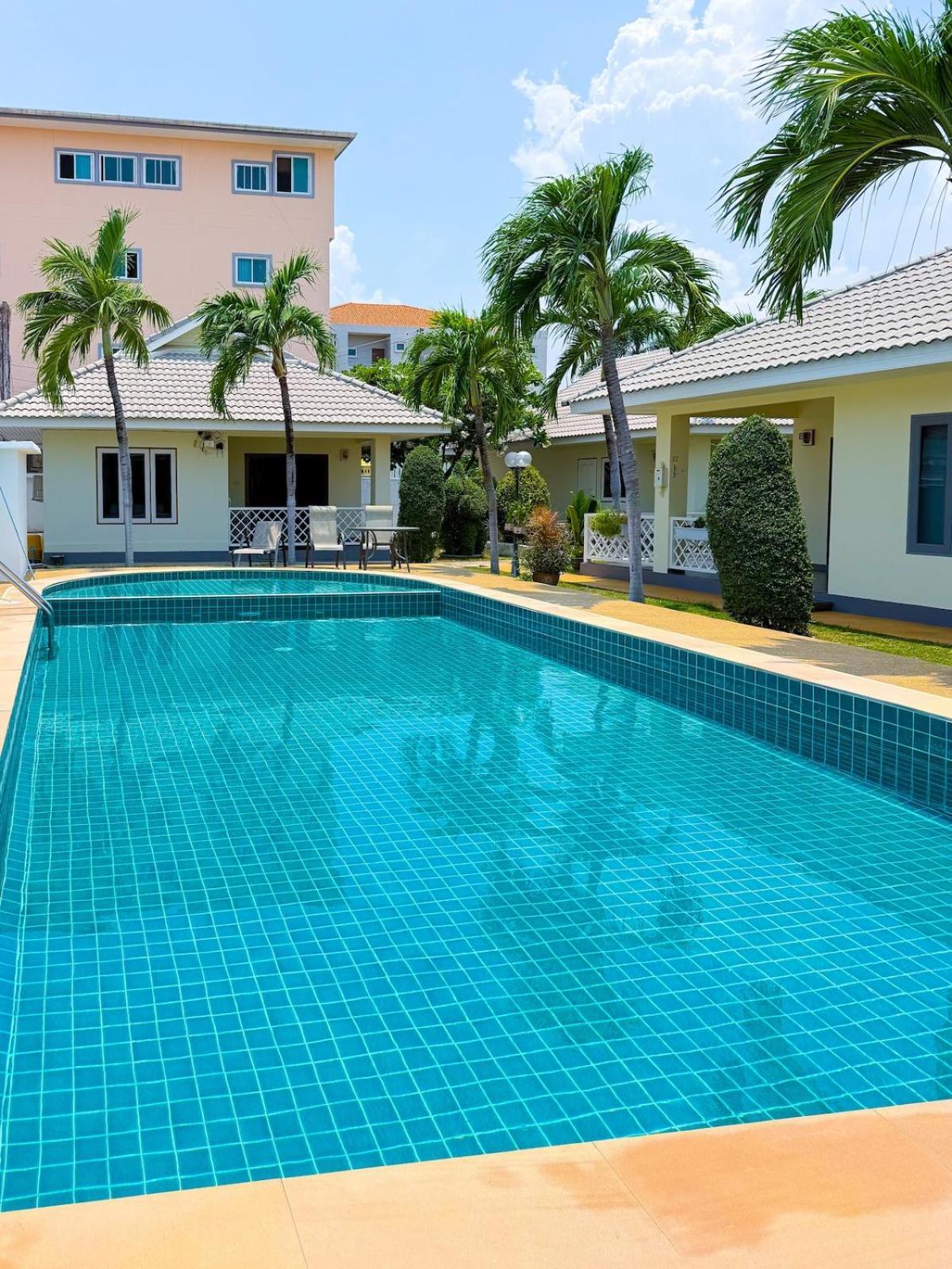 Apartment Tropical 2 Bedroom Pool House In Location