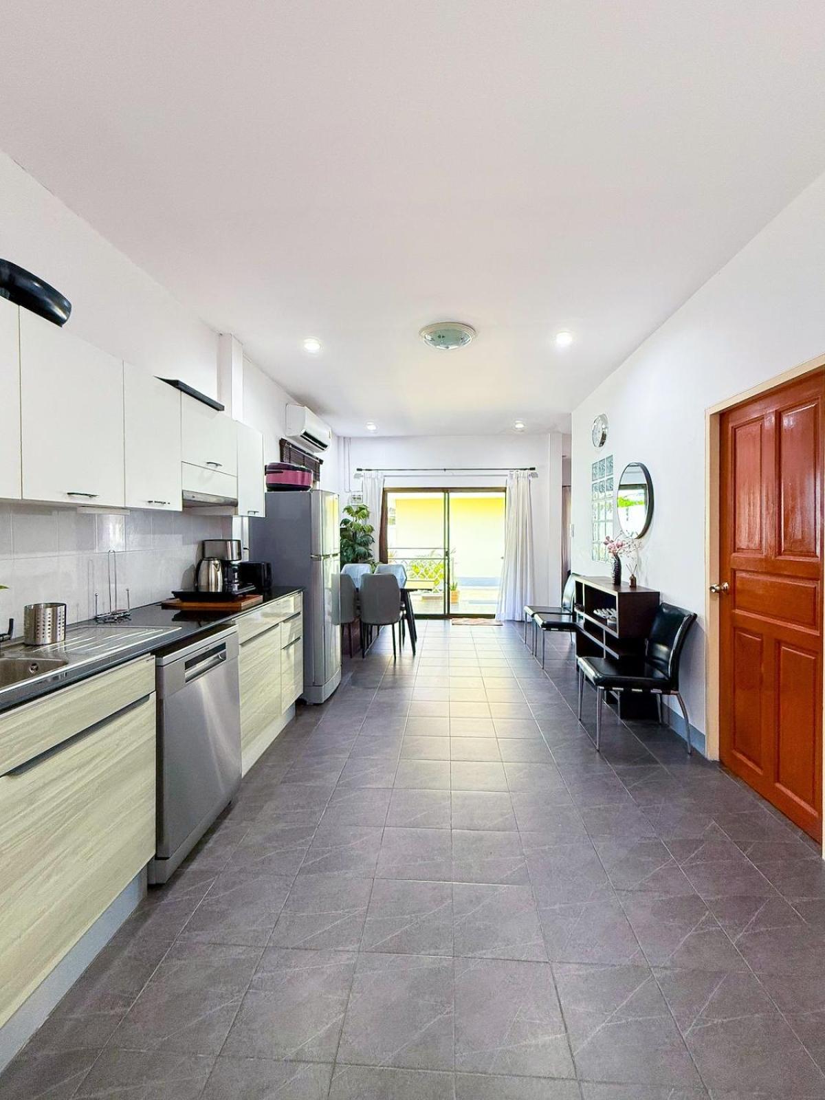 Apartment Tropical 2 Bedroom Pool House In Location Hua Hin