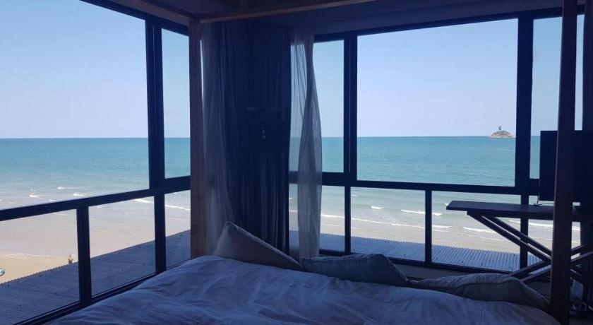 The Blue Sky @ 4* Hua Hin
