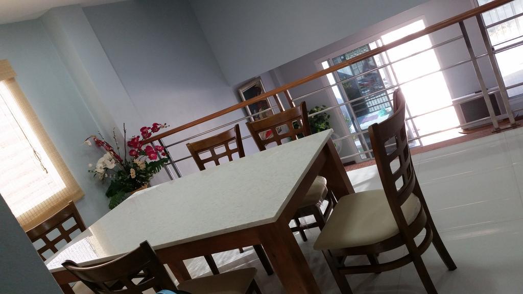 Hua-hin บ้านพักริมทะเลหัวหิน Holiday home Hua Hin
