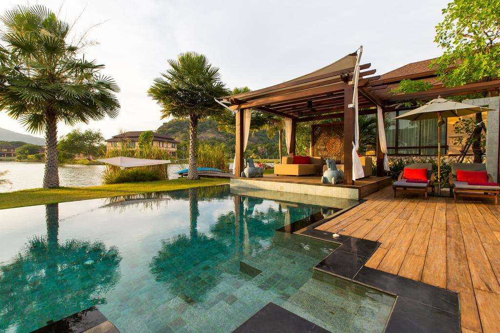 Dasiri Lakefront Biệt thự Hua Hin