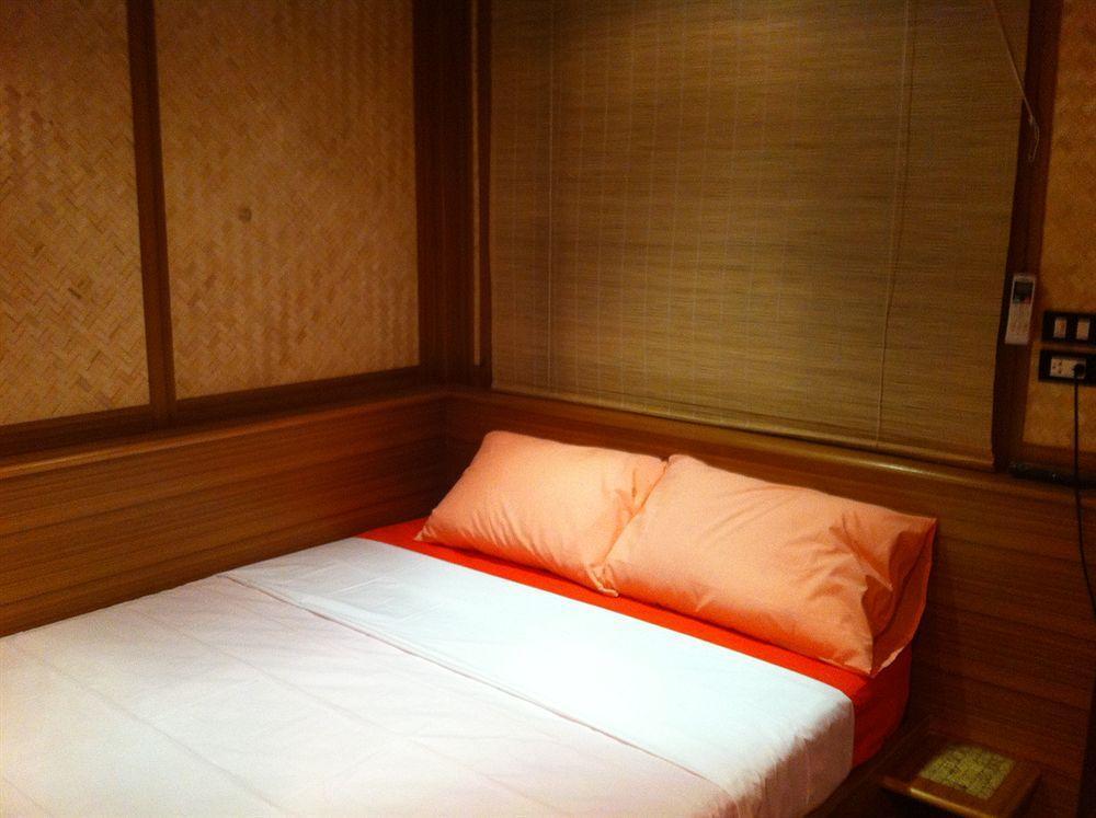 Guest house Sukkasem 2*