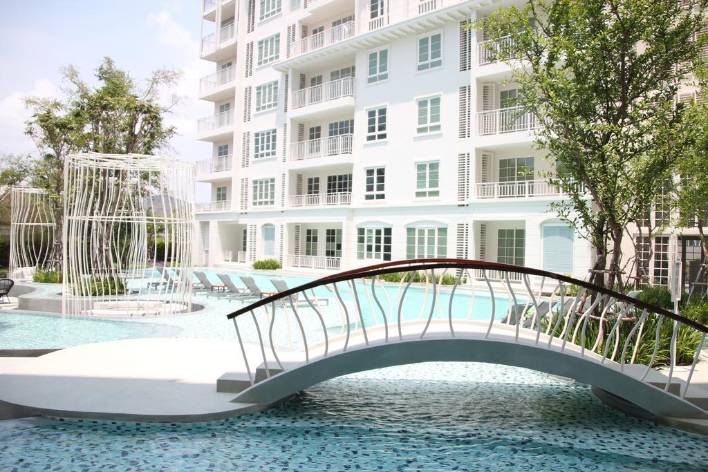 Apartment Summer By Sirirat *