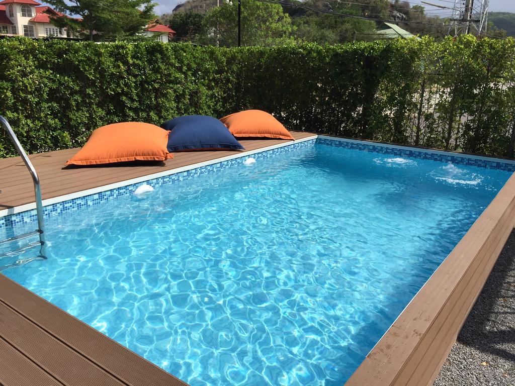 Hotel The Restro Hua Hin