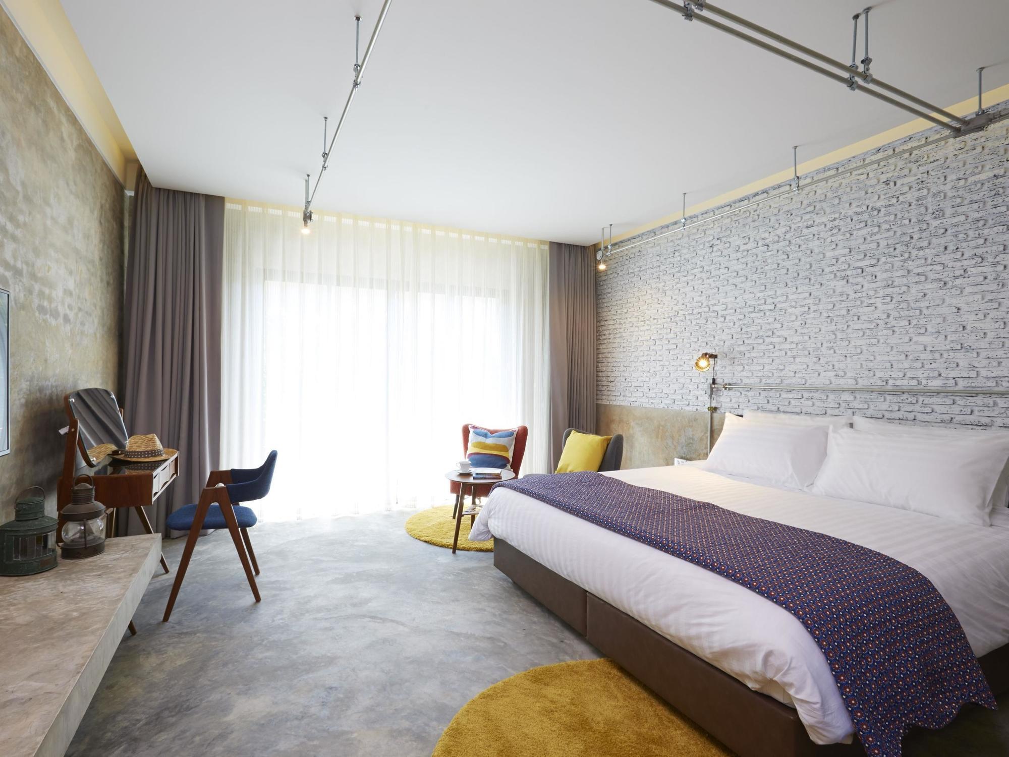 The Restro Hotel