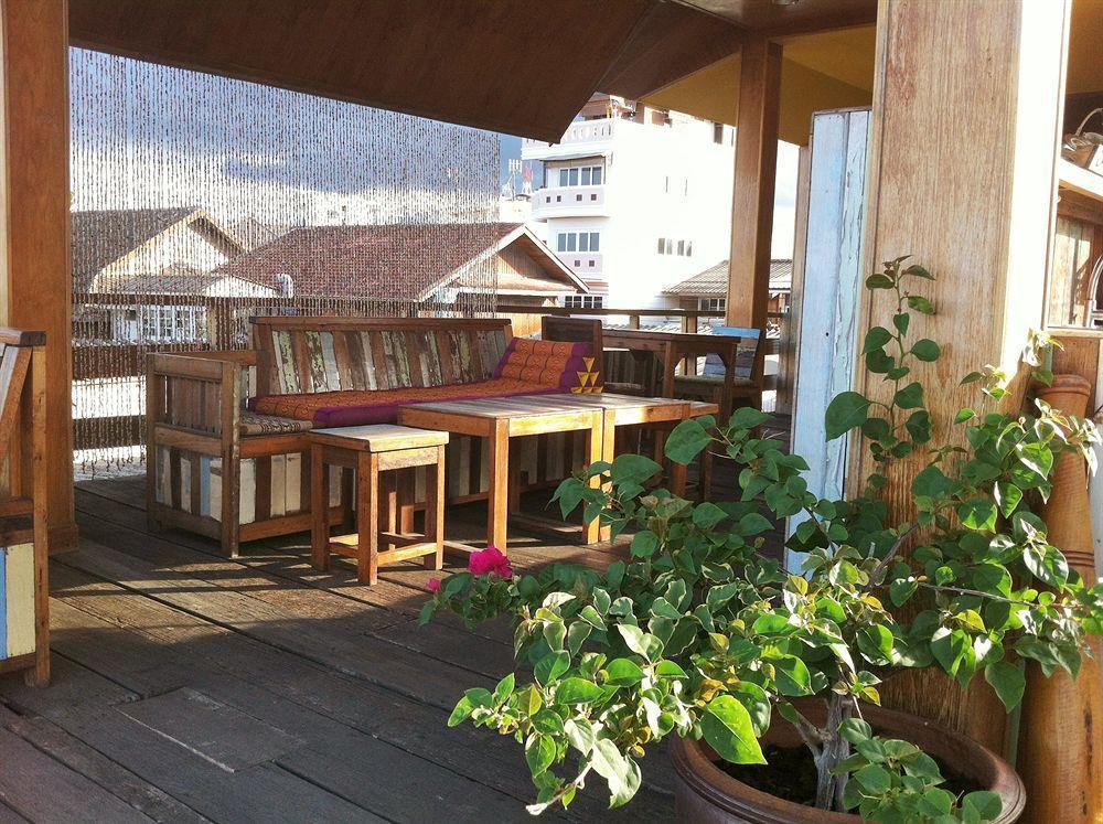 Sukkasem Guest house
