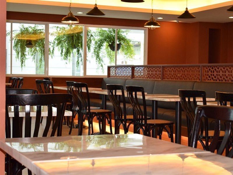 Hisea Hotel 4*