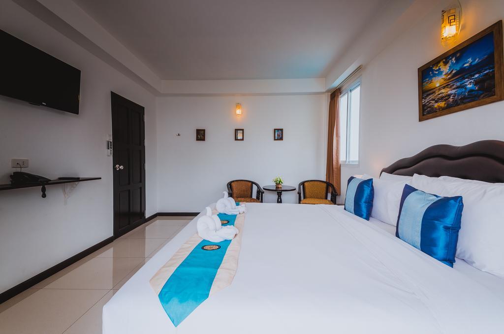 Hotel Th 3*