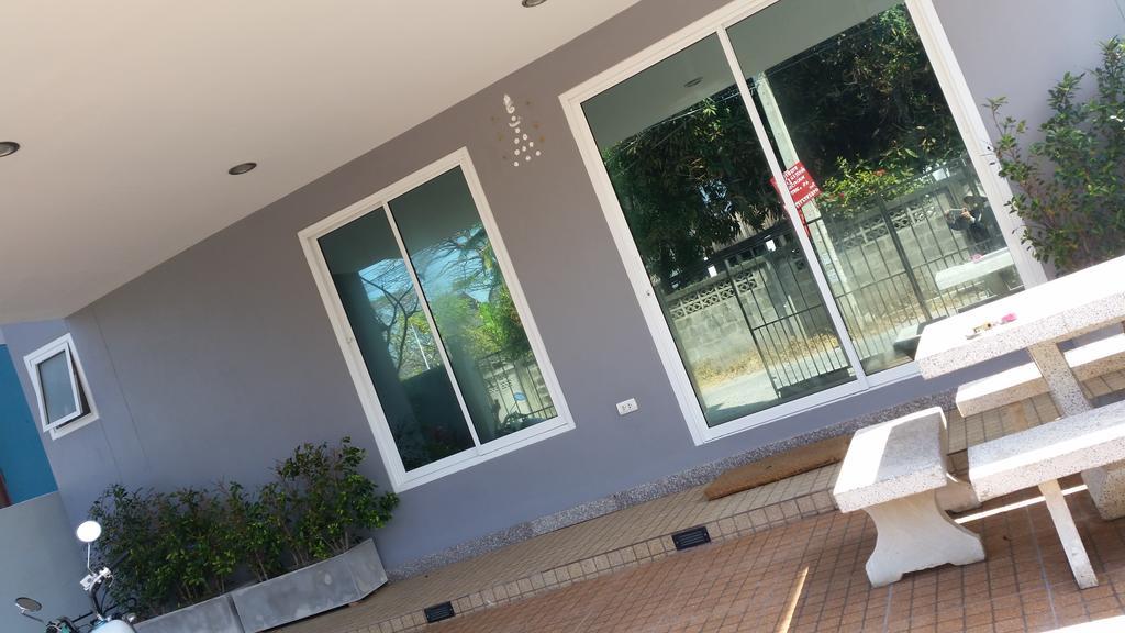 Hua-hin บ้านพักริมทะเลหัวหิน