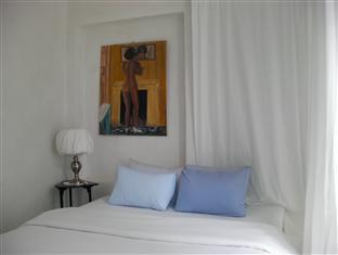Two Pieces Pranburi Hotel