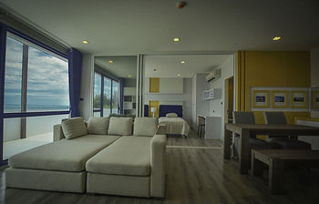 The Crest Santora By Puppap Hua Hin