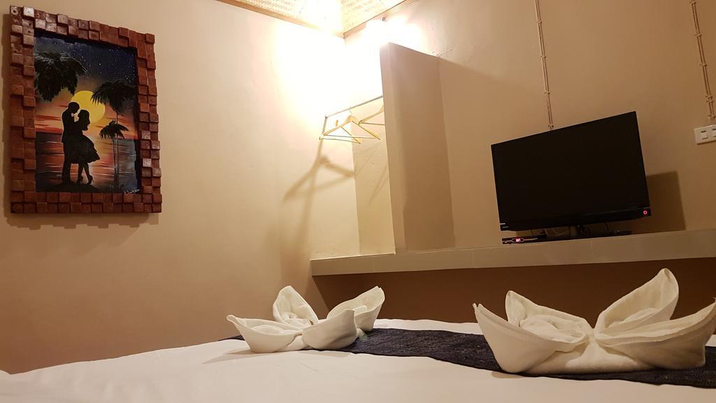 Hotel Panisara Pool 2*