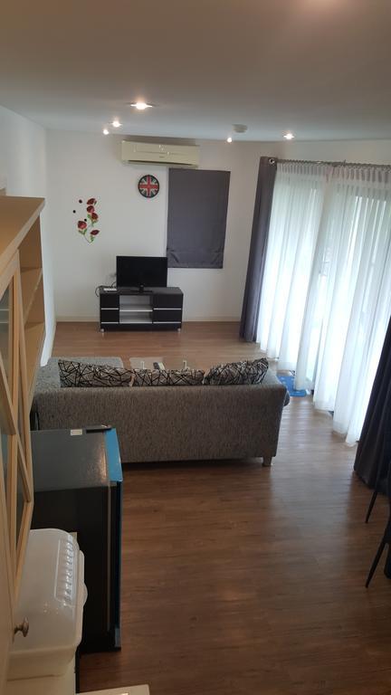 Apartment Navio By