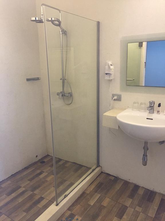 Tempat peranginan Pak Ping Ing Lay 3*
