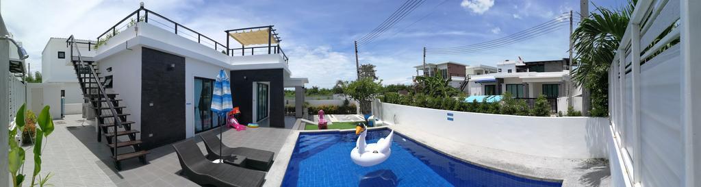 @chain Pool Villa HHQ