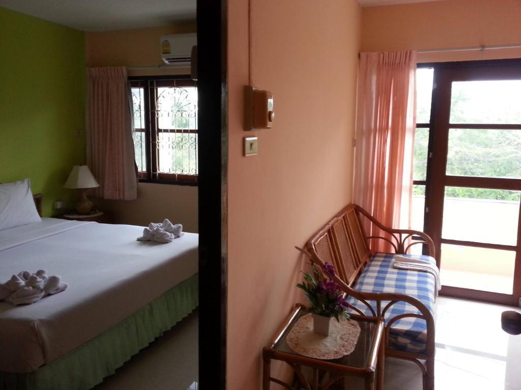 Nilawan Rumah tetamu 2*