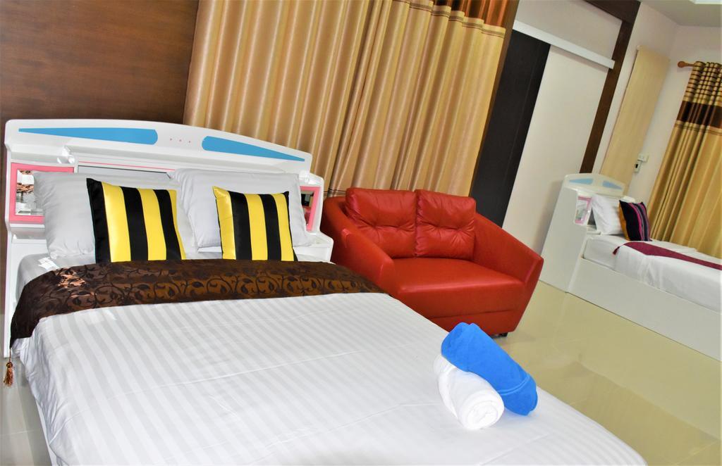 Head Rock Villa *