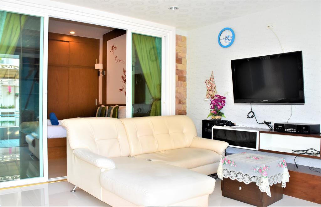 Villa Head Rock HHQ