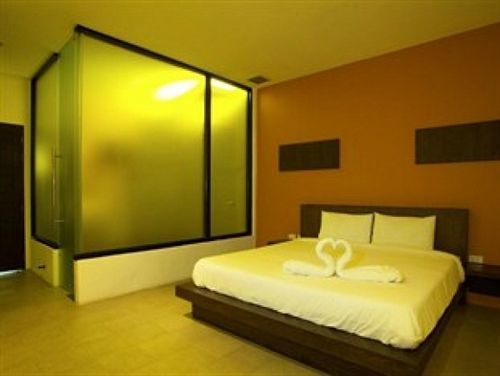 Oyo 446 Get Link Hip Hotel 2*