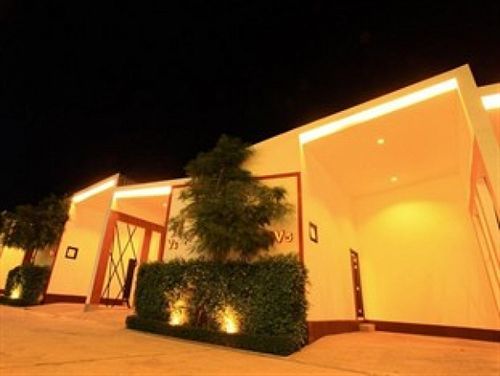 Oyo 446 Get Link Hip Hotel