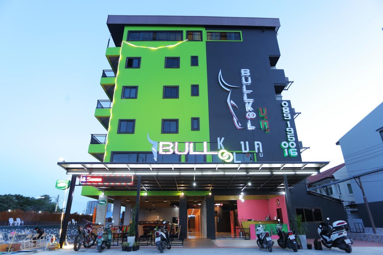 Hotel Bullkool Pool