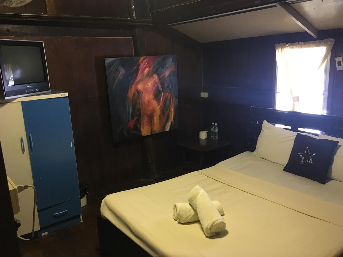 Victor 2* Hua Hin