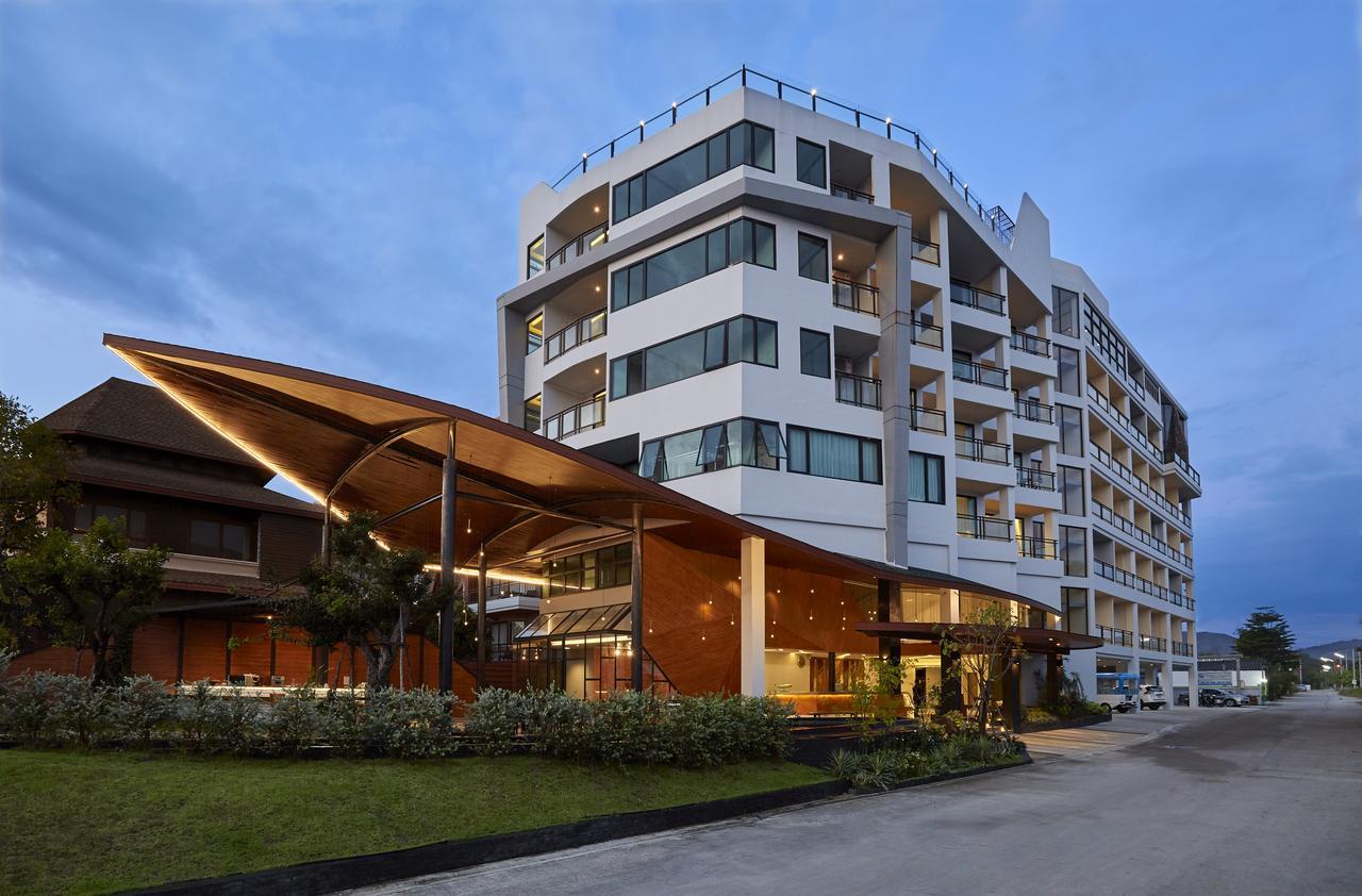 Whale - Sha Hotel 4*