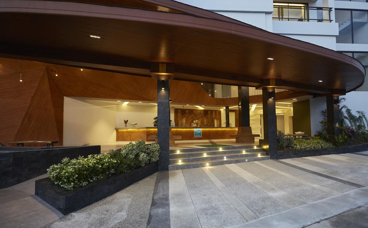 Whale - Sha Hotel Hua Hin