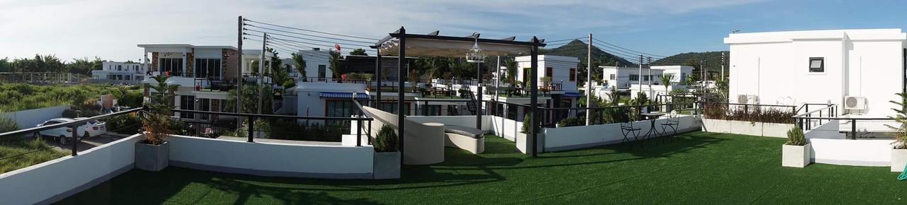 @chain Pool HHQ