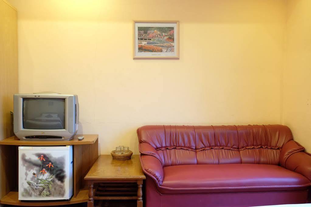 Eu - Bakery Guest house Hua Hin