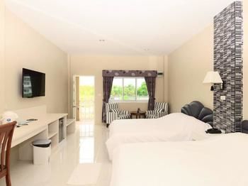 Highway Hotel 3*