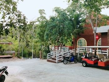 Hill Hotel HHQ