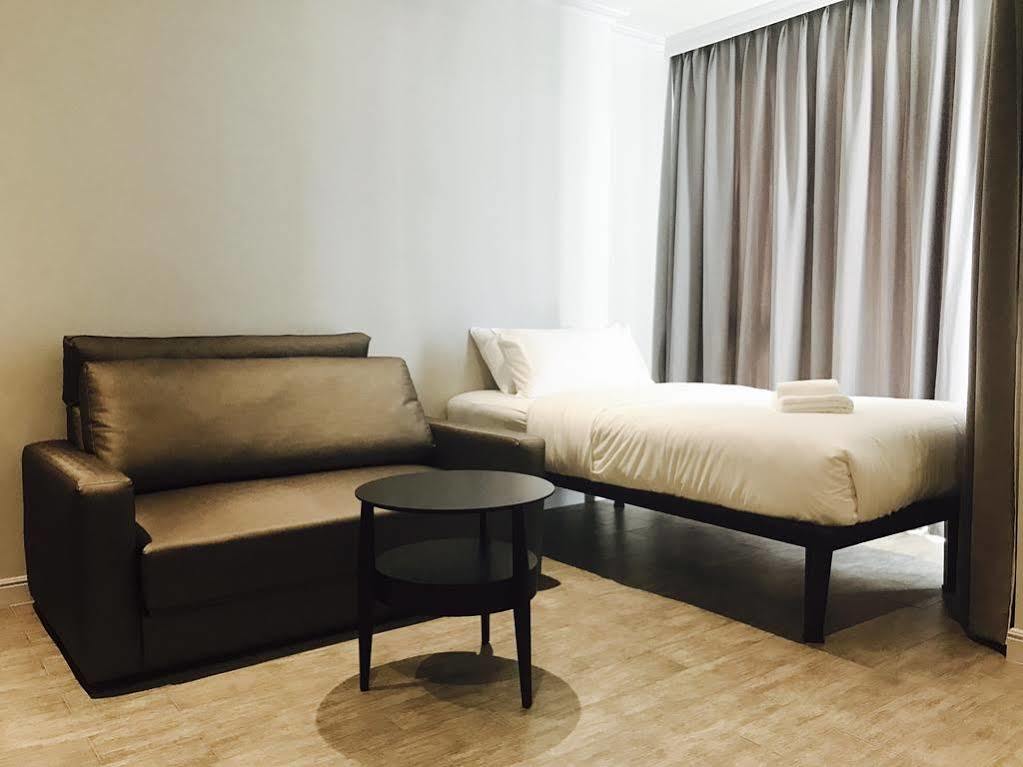 Hotel The Corner 3*